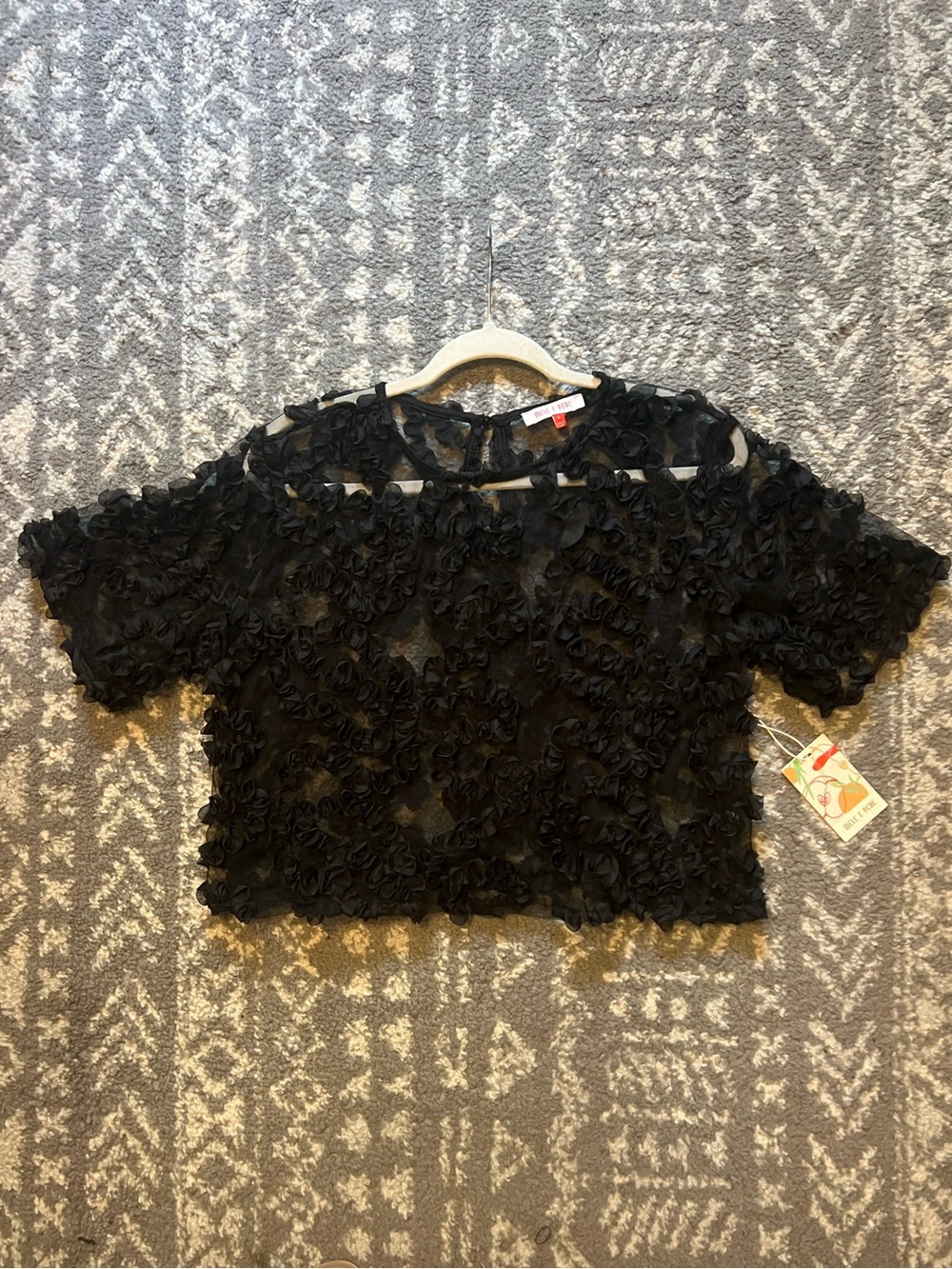 NWT mele e Pere Black Floral Appliqué Short Sleeve Top size S - Picture 6 of 12
